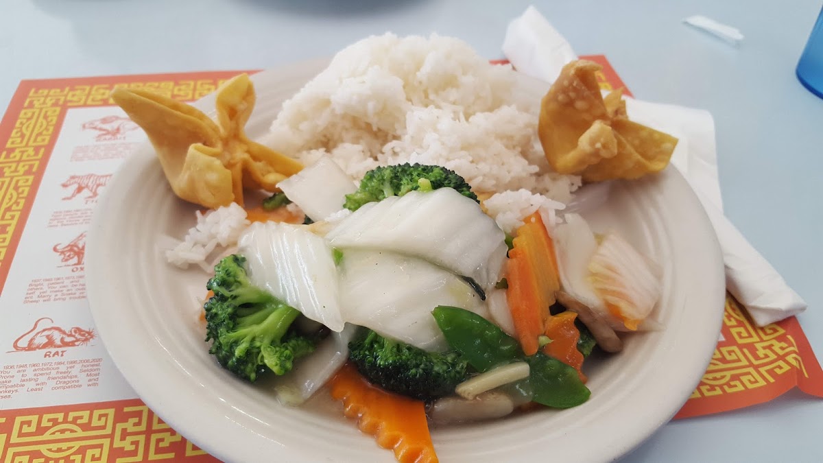 Mr. Wang's Chinese Restaurant Photo 7
