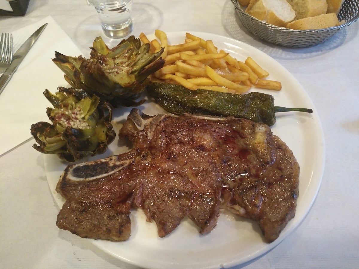 Bar restaurant Avenida Photo 6