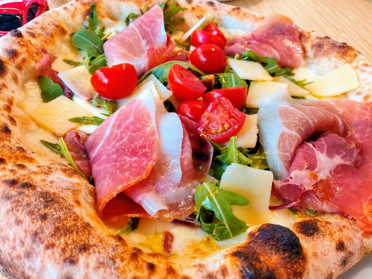 32 Pizza & Bar Photo 7
