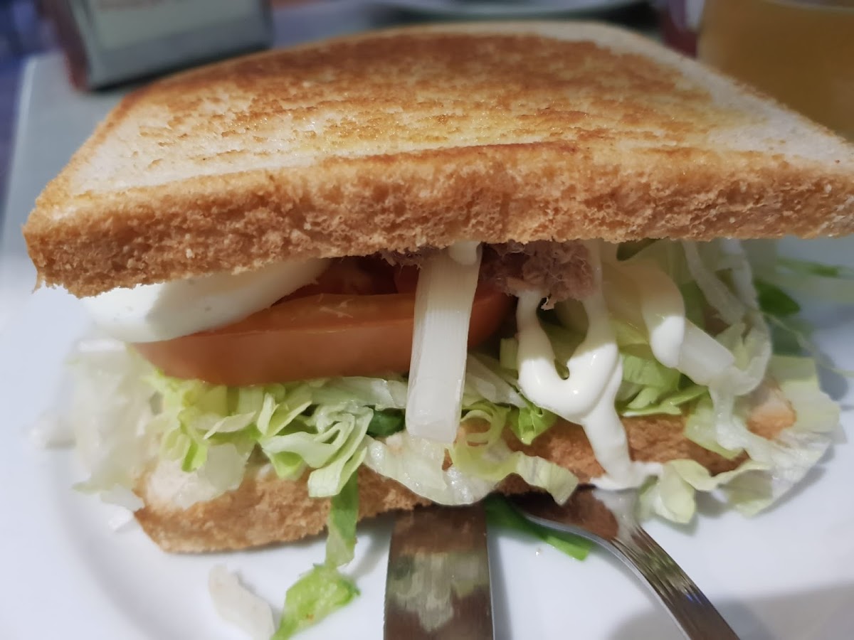 Burger Carovi Photo 9