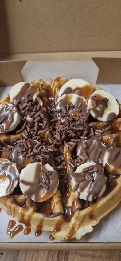 Sweet tooth Photo 2