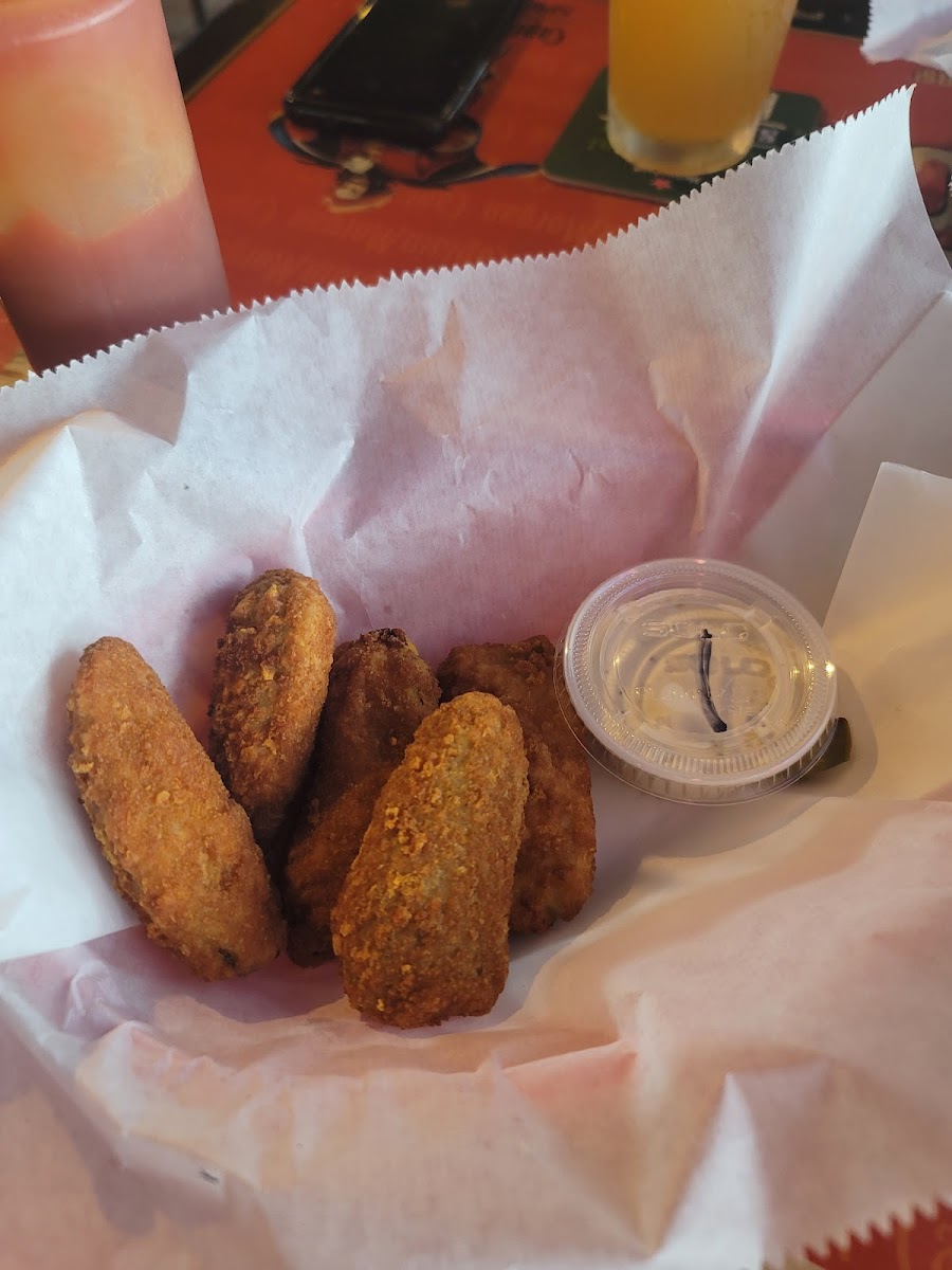 Goose's Sports Bar Photo 6