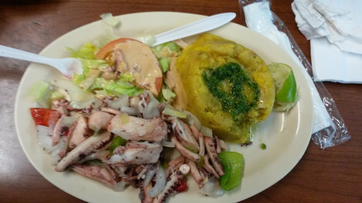 Degetau Sea Food Restaurant Photo 8