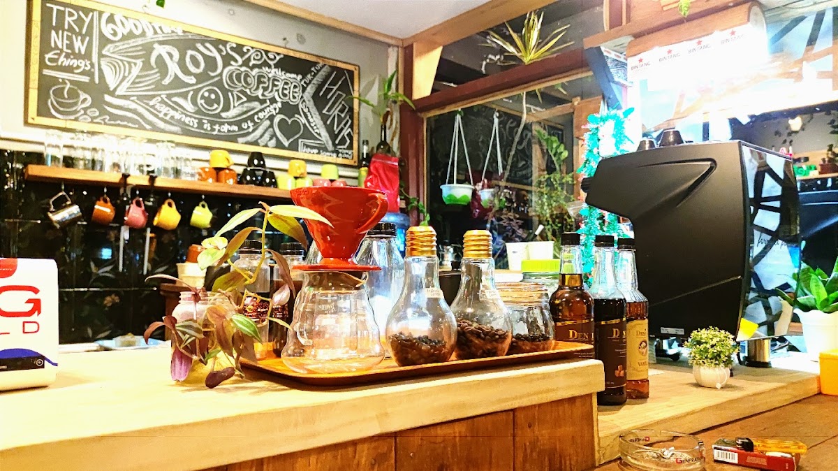 Roy's Coffee Shop