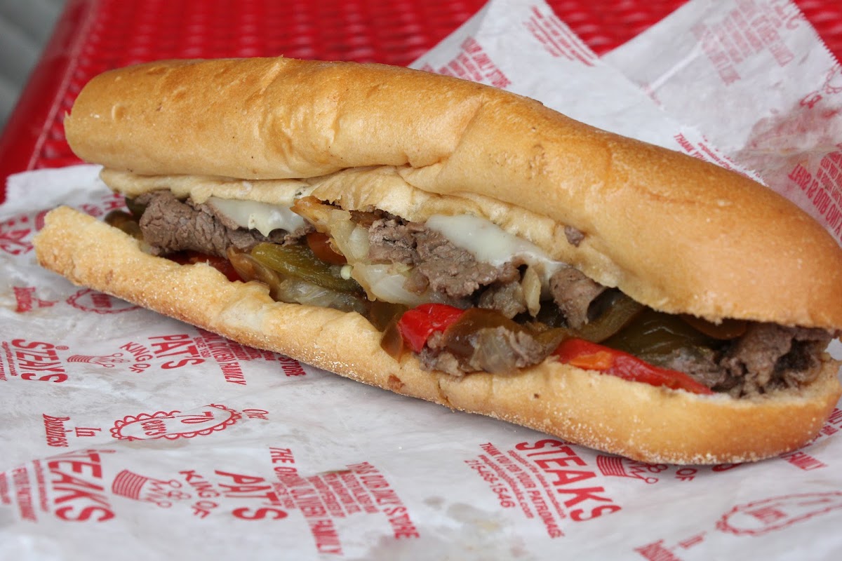 Pat's King of Steaks Photo 3