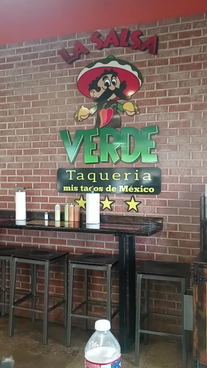 La Salsa Verde Taquería Photo 2