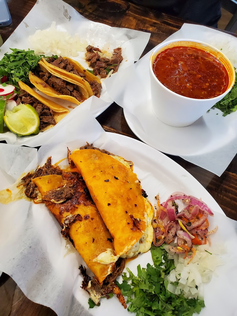 La Salsa Verde Taquería Photo 6