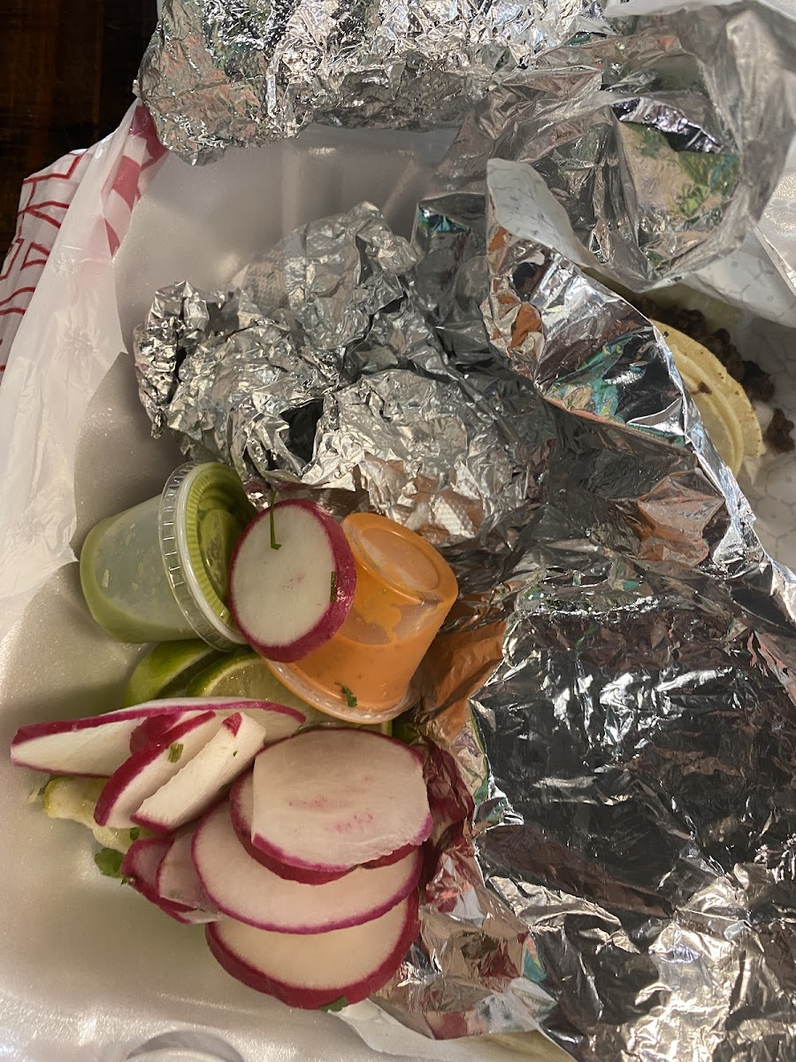 La Salsa Verde Taquería Photo 8