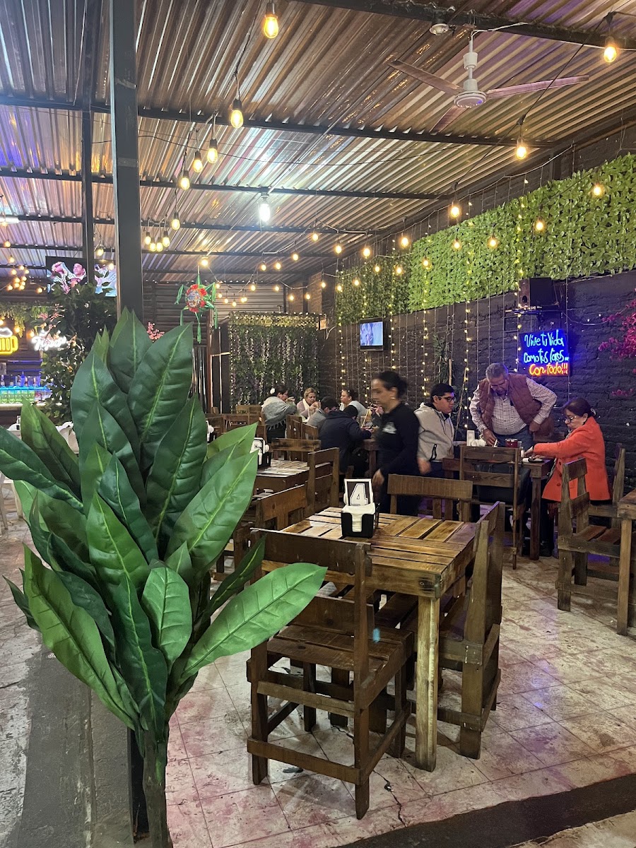 El Tapatío, taquería Photo 3