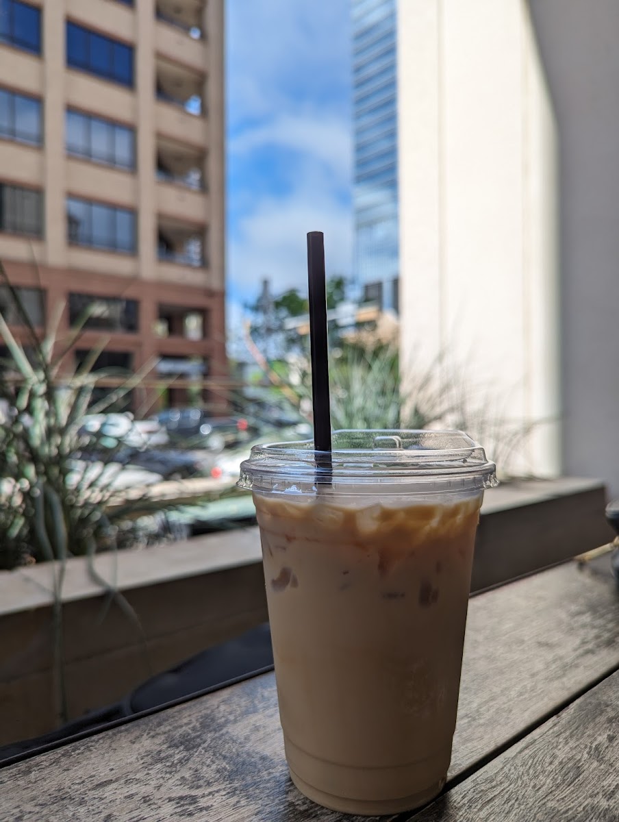 Houndstooth Coffee Photo 9
