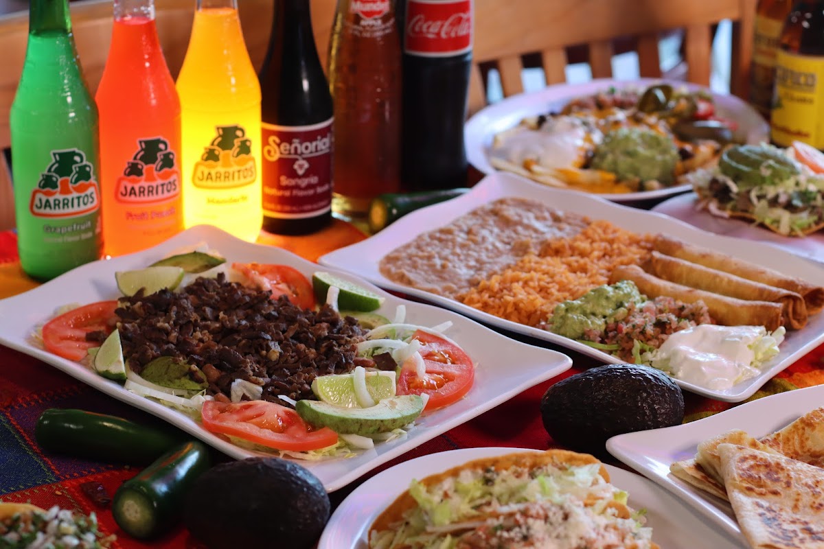 López Taqueria Photo 4
