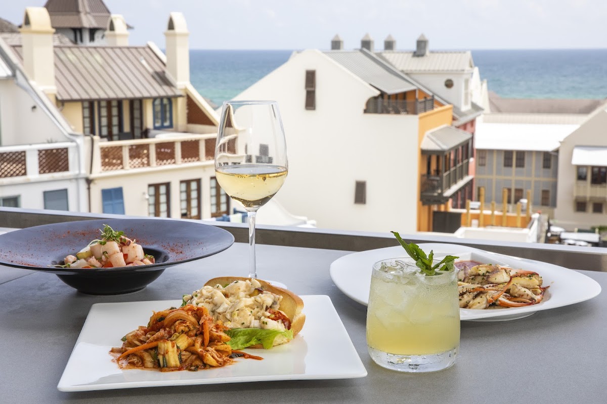 Pescado Seafood Grill & Rooftop Bar Photo 4
