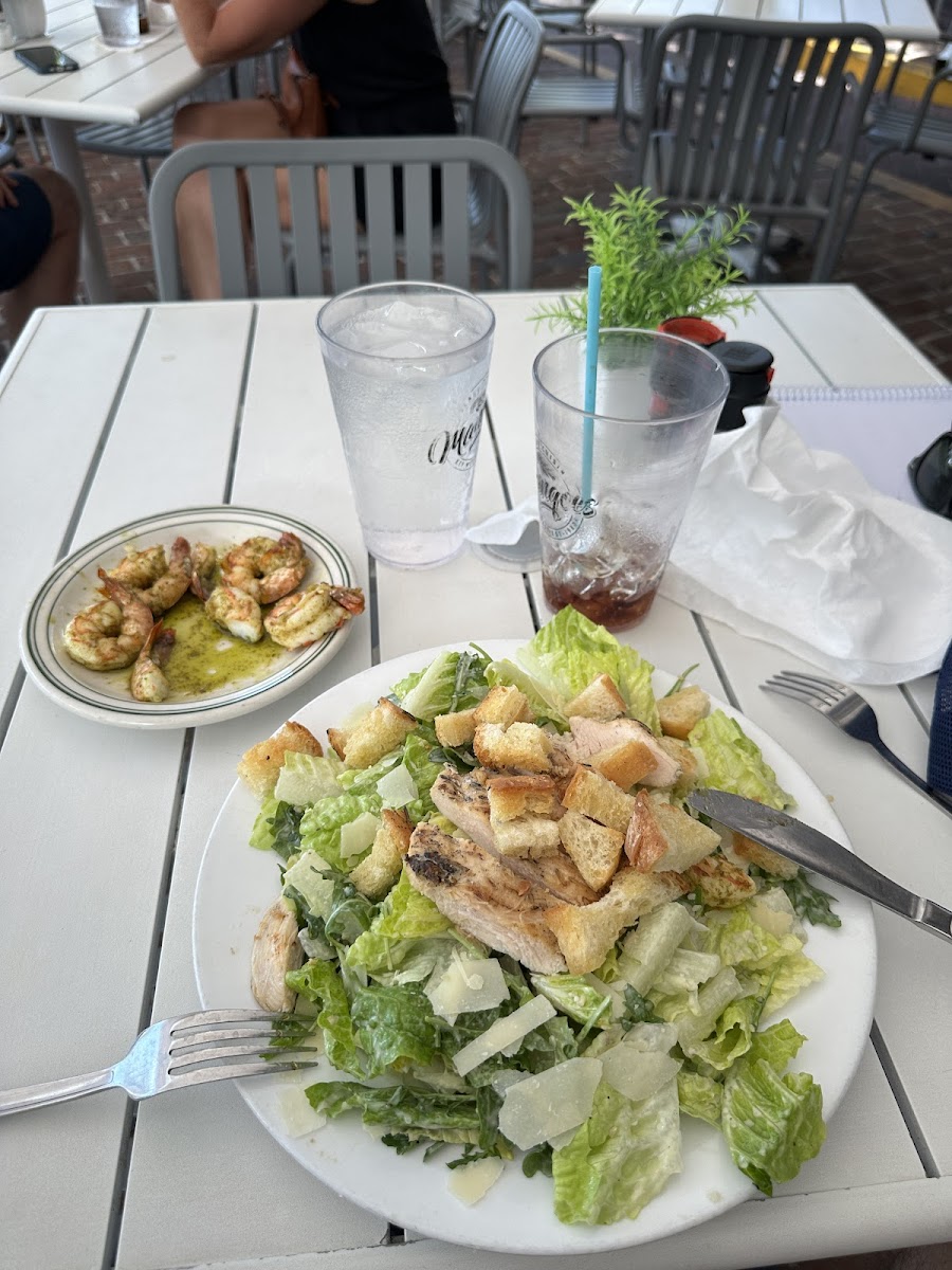 Mangoes Restaurant Photo 6