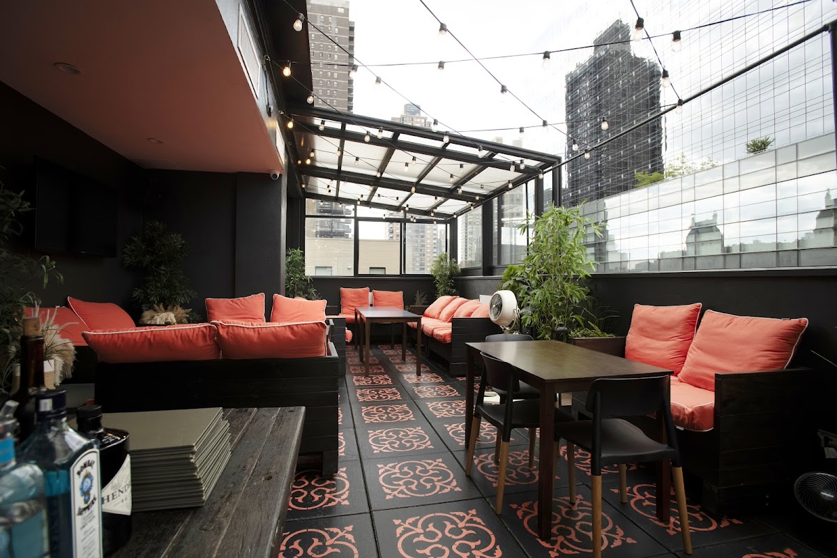 Blue Ribbon Sushi Bar & Grill - Columbus Circle Photo 2