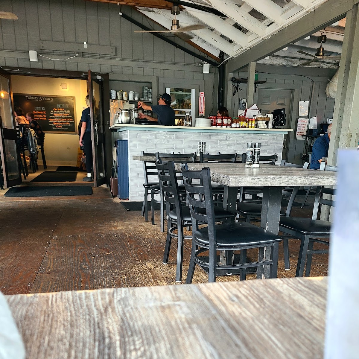 Acme Lowcountry Kitchen Photo 3