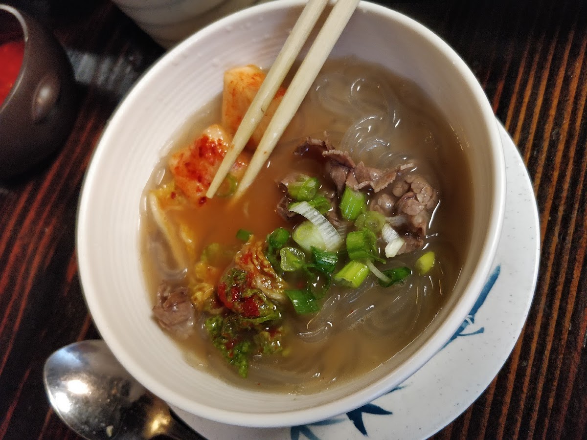 Yi's Traditional Korean Beef Soup Photo 8