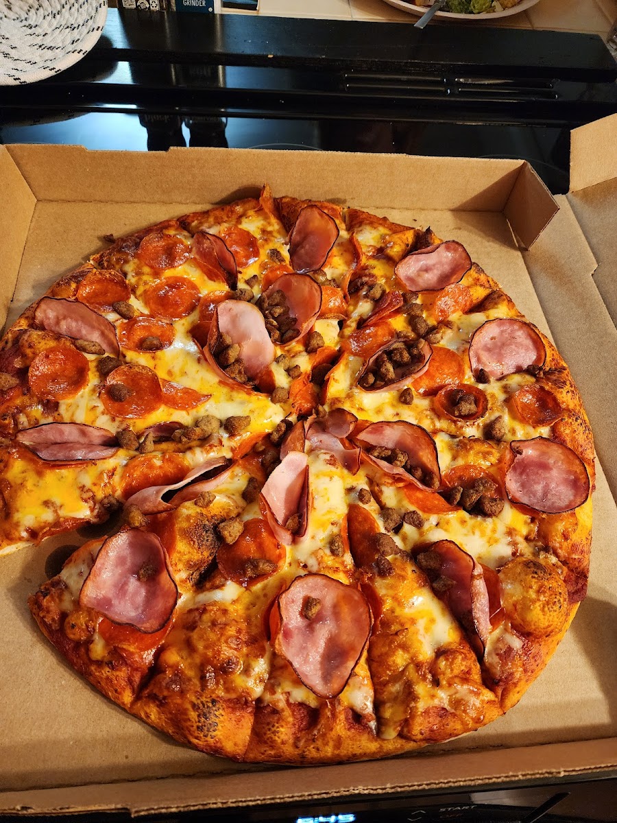 Blondie's Pizza Photo 2