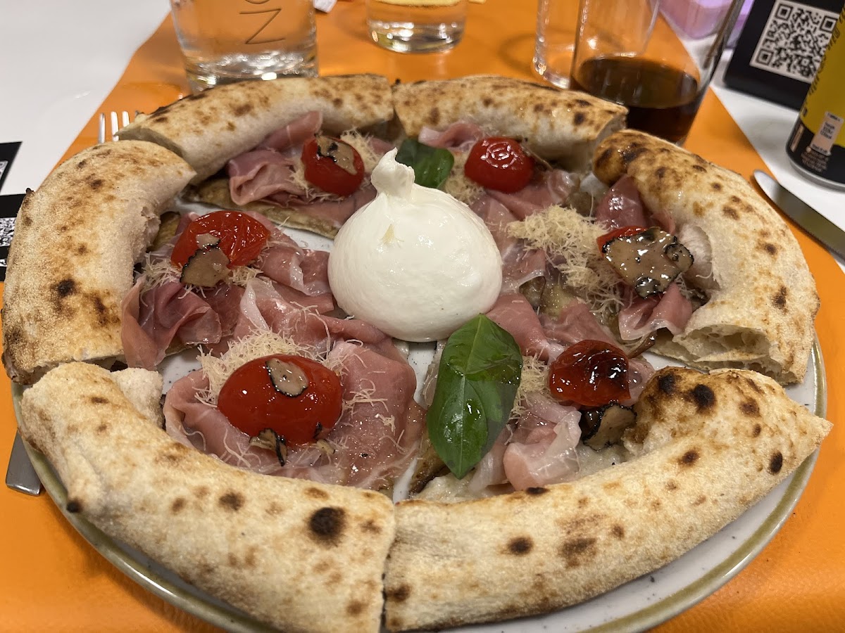 Orion Pizza Experience Photo 4