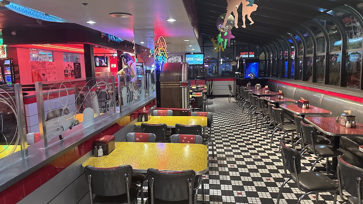 Garibaldi's Italian Eatery Photo 4