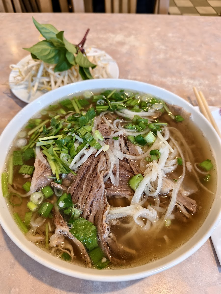 Phở Pasteur Photo 4