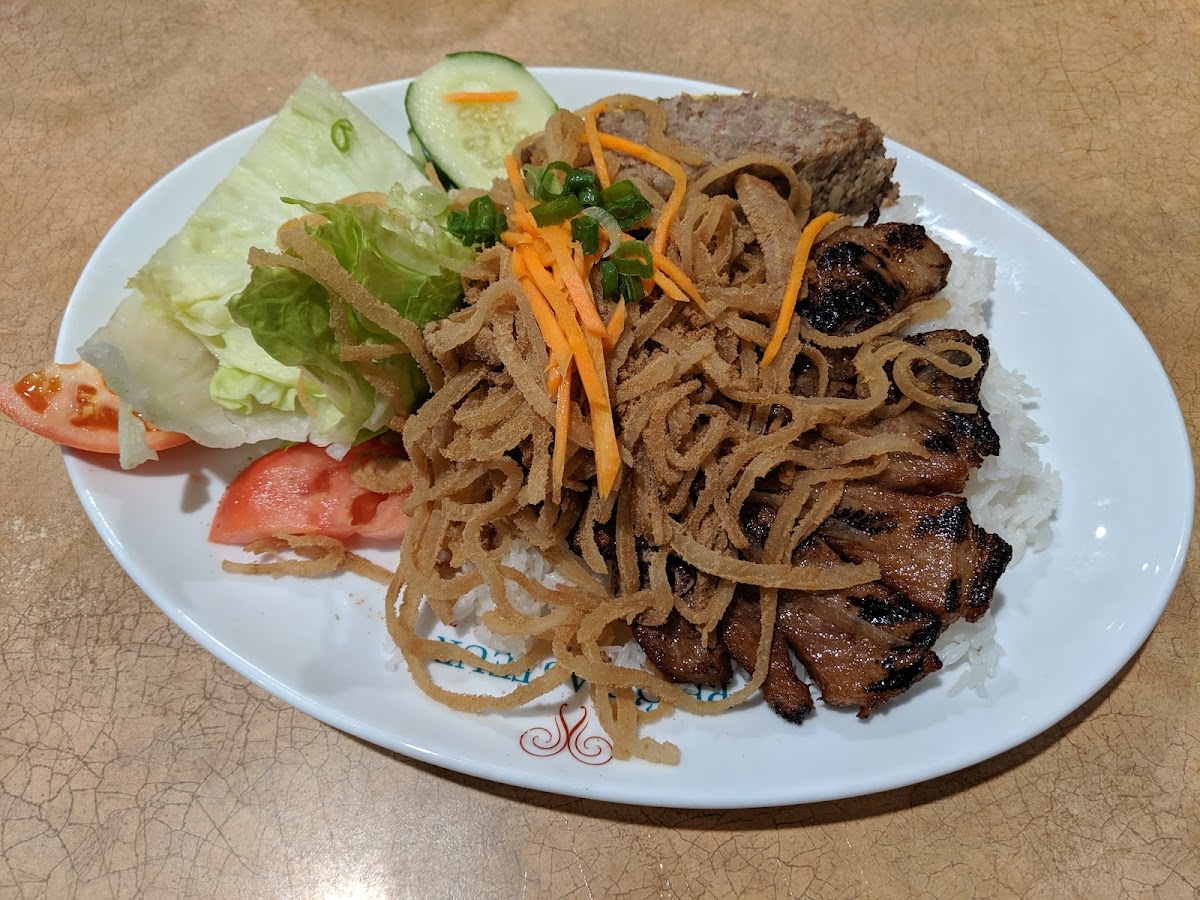 Phở Pasteur Photo 8