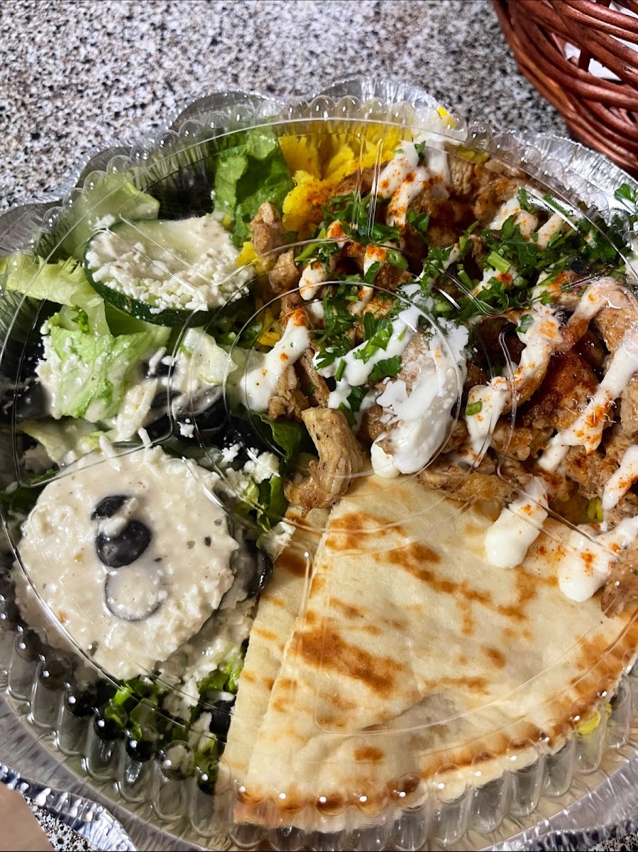 Stop-N-Go Gyros Photo 9