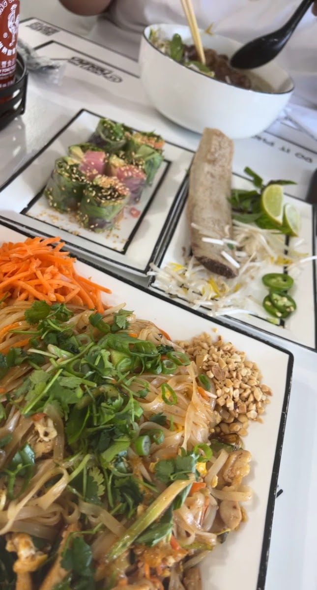 Twenty Pho Hour Photo 2