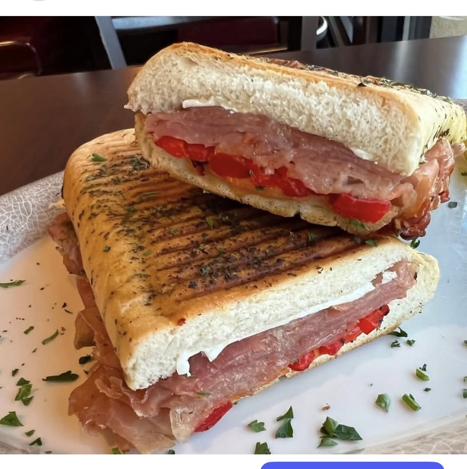 Towne Deli & Pizzeria Photo 3