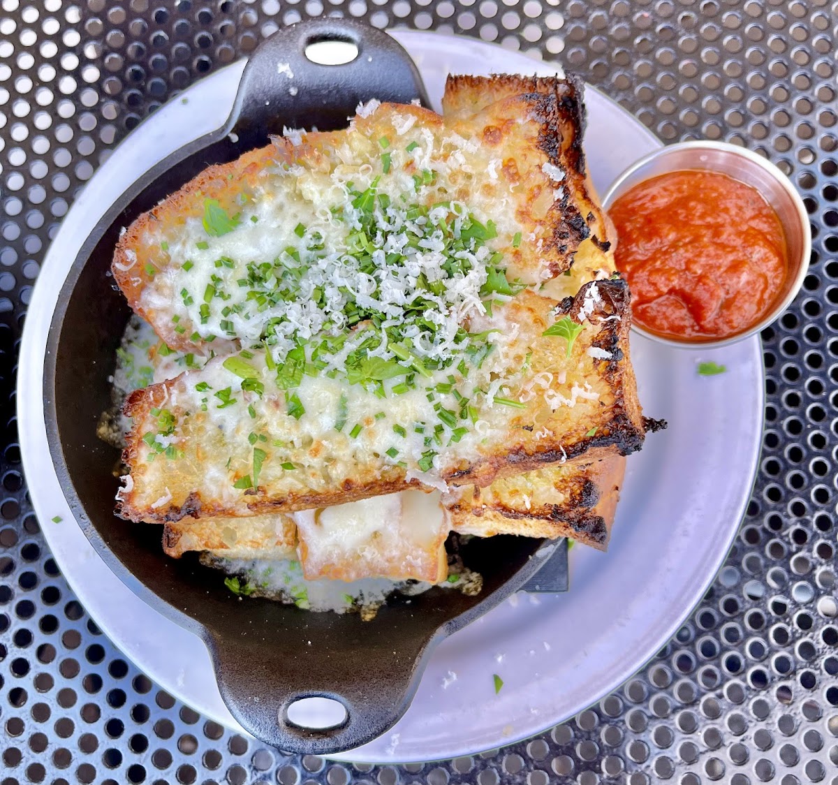 Federal Pizza Photo 8