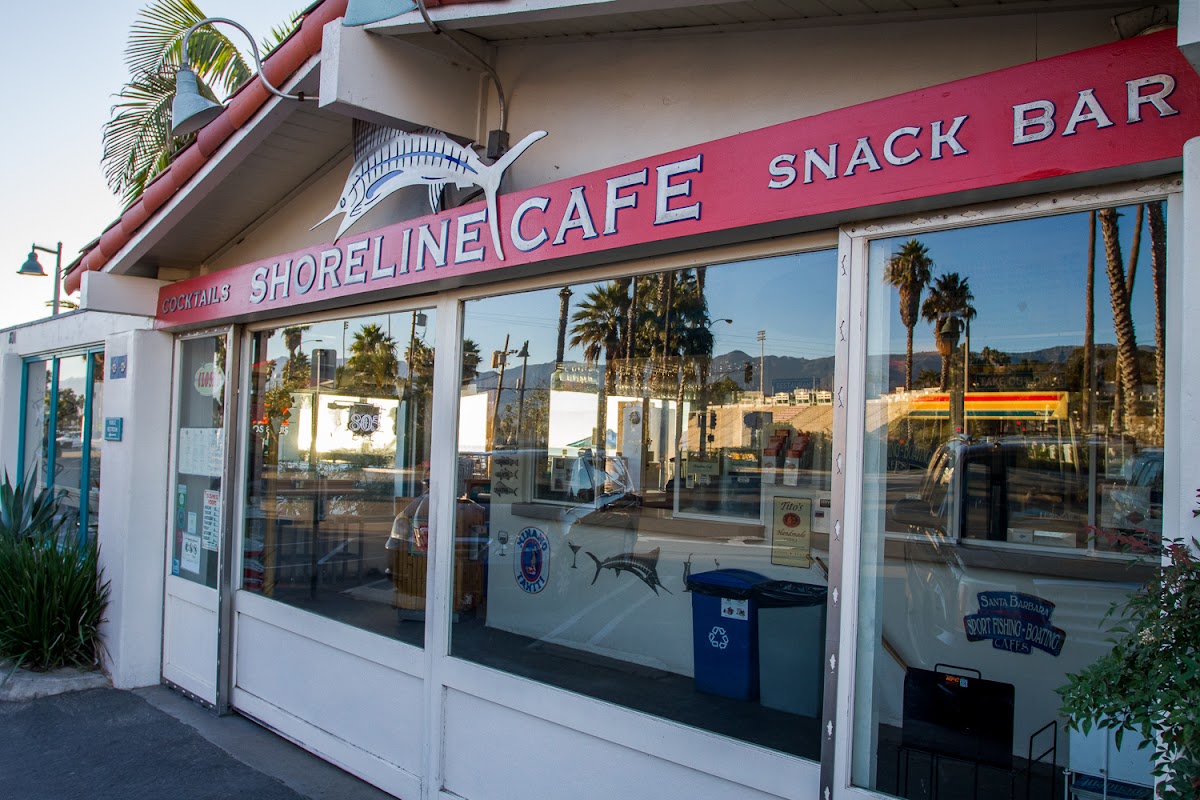 Shoreline Cafe