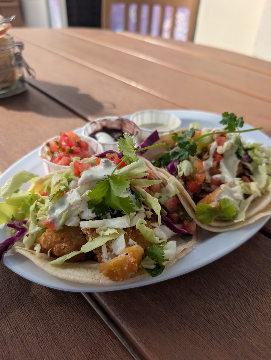 Shoreline Cafe Photo 3