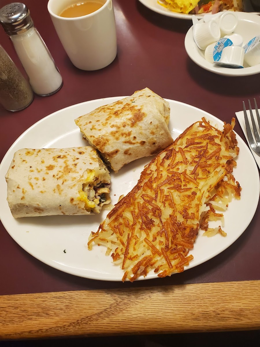 Shari's Cafe and Pies Photo 7