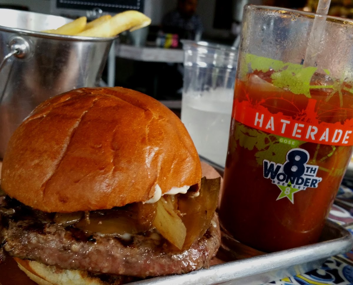 District 7 Grill Photo 6
