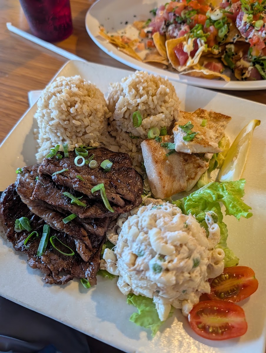 Hawaiian Style Cafe Hilo Photo 4