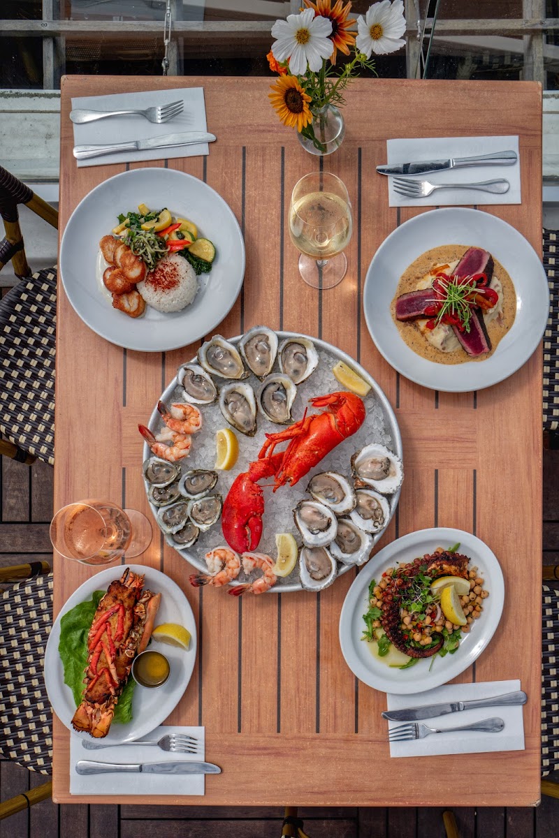 Matunuck Oyster Bar Photo 4