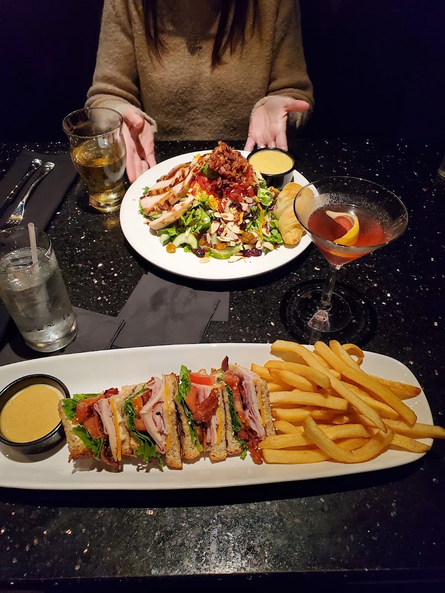 Brookwood Grill Photo 10