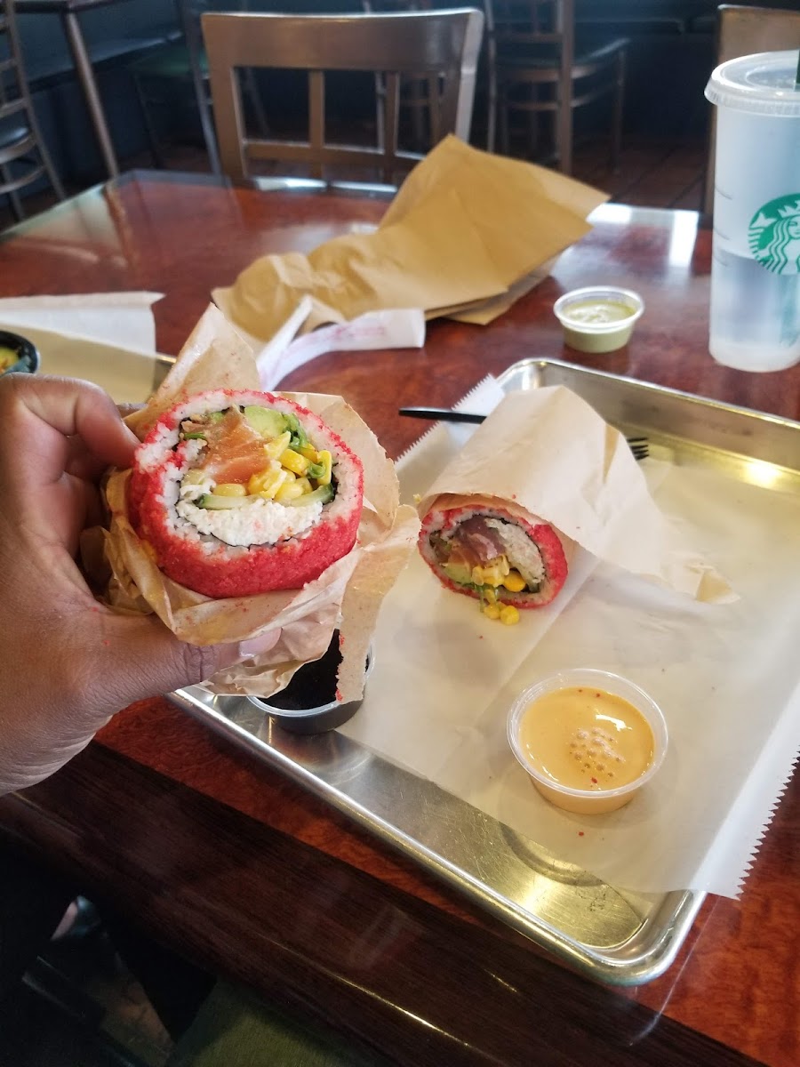 The lowkey poke joint Photo 7