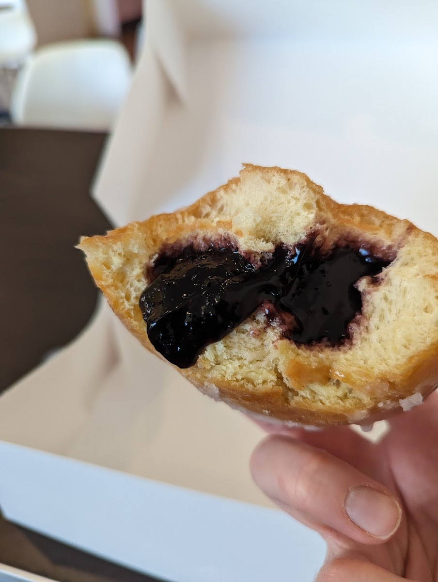 The Donut House Photo 10