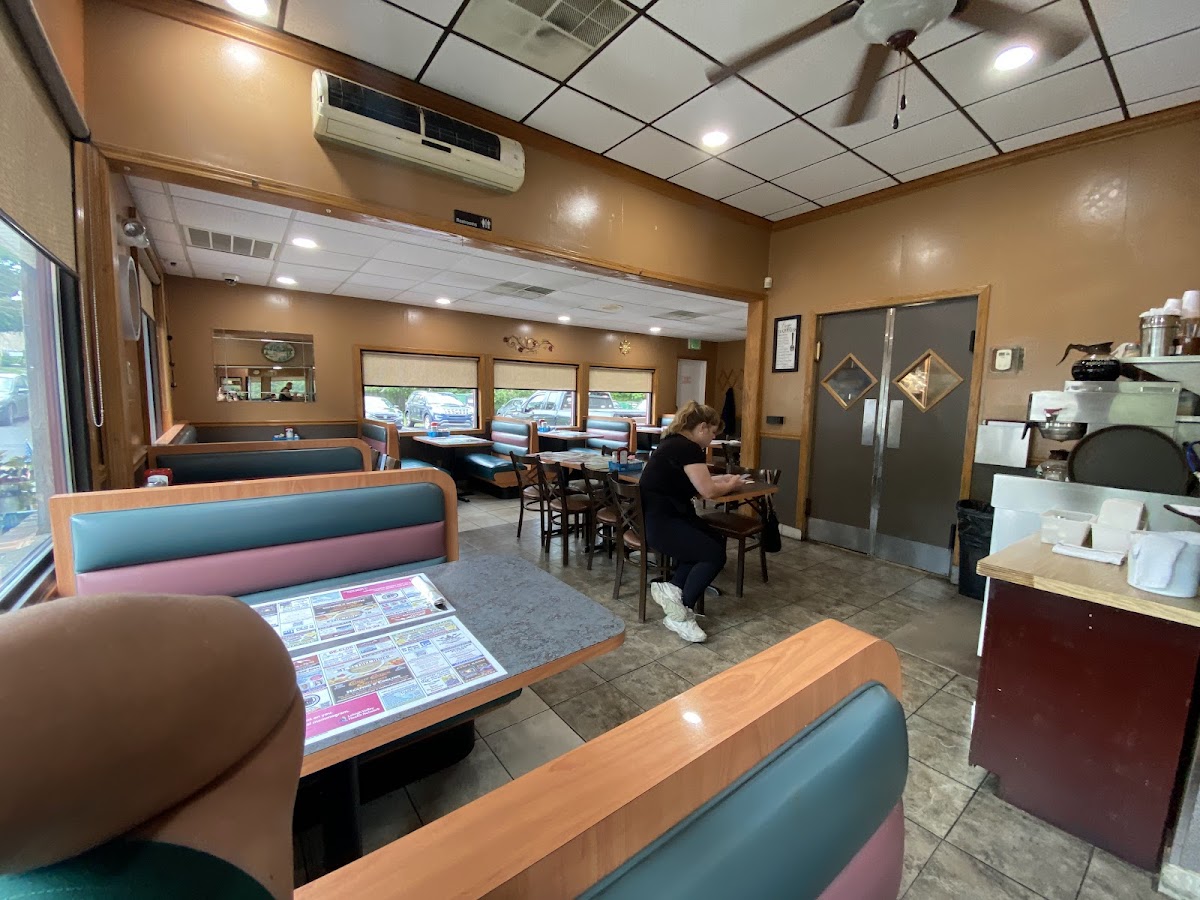Mt Bethel Diner Photo 4