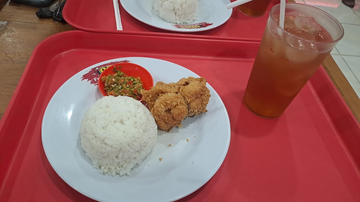 Olive Fried Chicken Wirotaman Photo 9