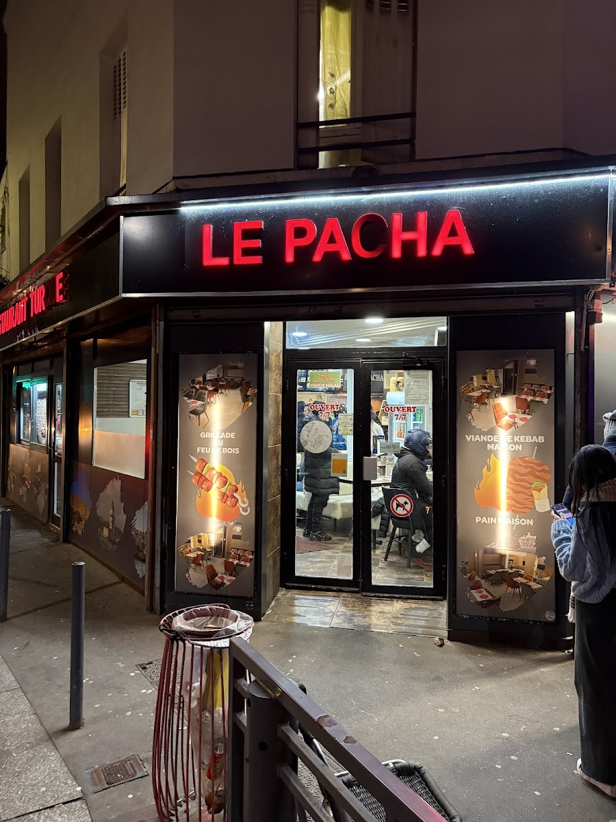 Le Pacha Photo 1