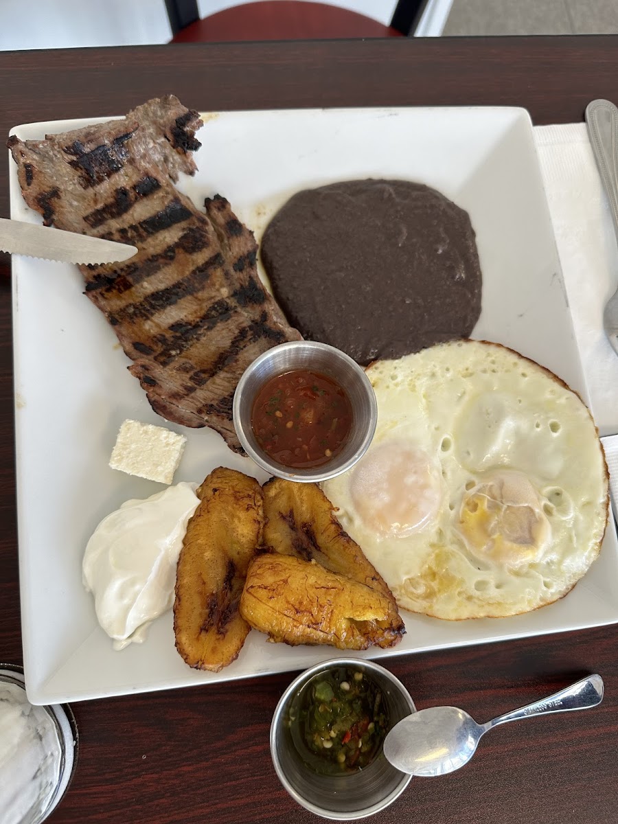 Sublime Restaurant Photo 4