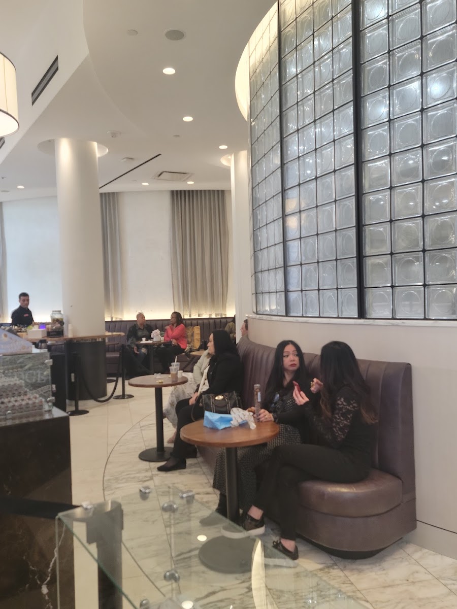 Herald Square Cafe