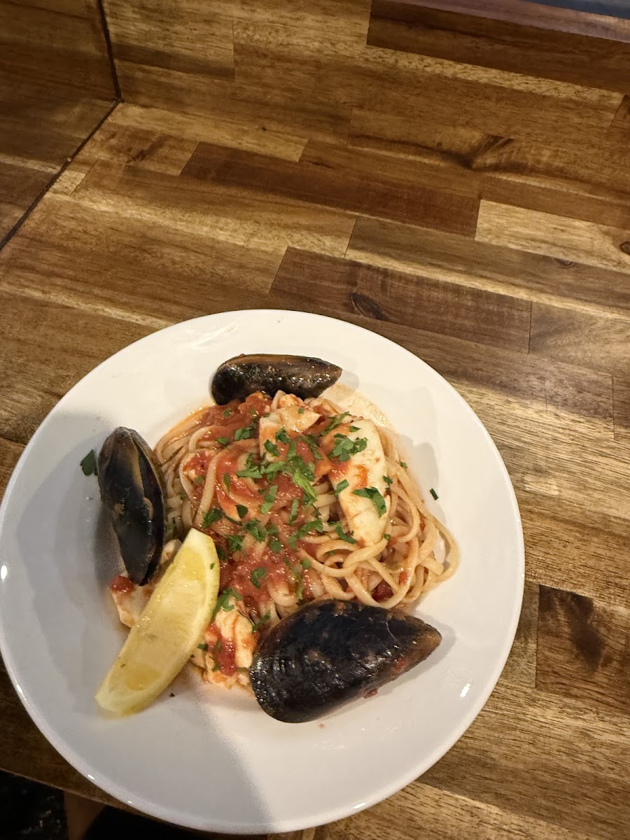 Mumbo's Pizza'N'Pasta Photo 8