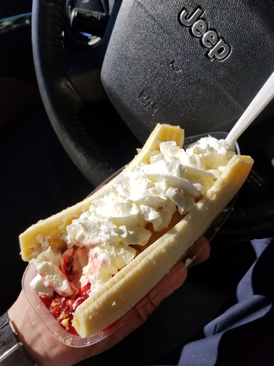 Yorkie's Grille & Custard Photo 7