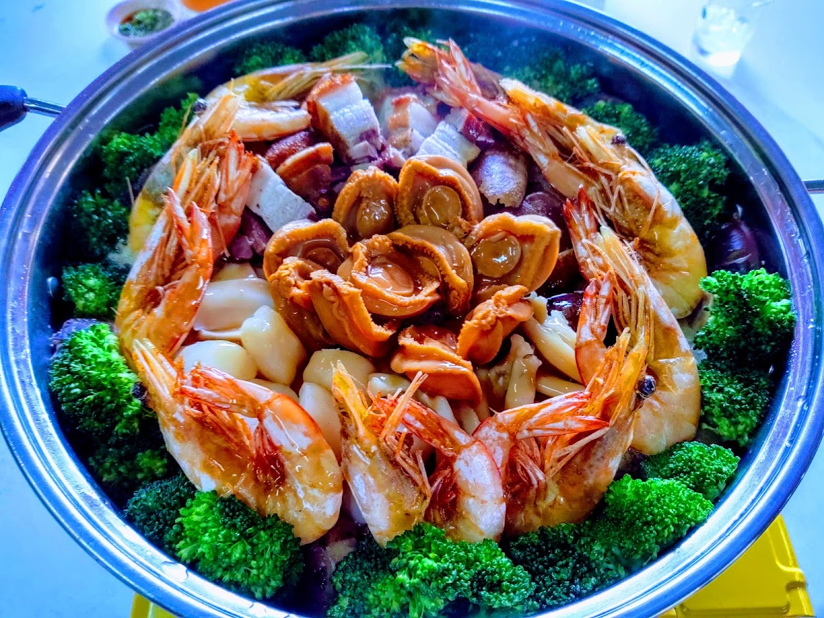 Yeh Lin Seafood Steamboat Photo 7