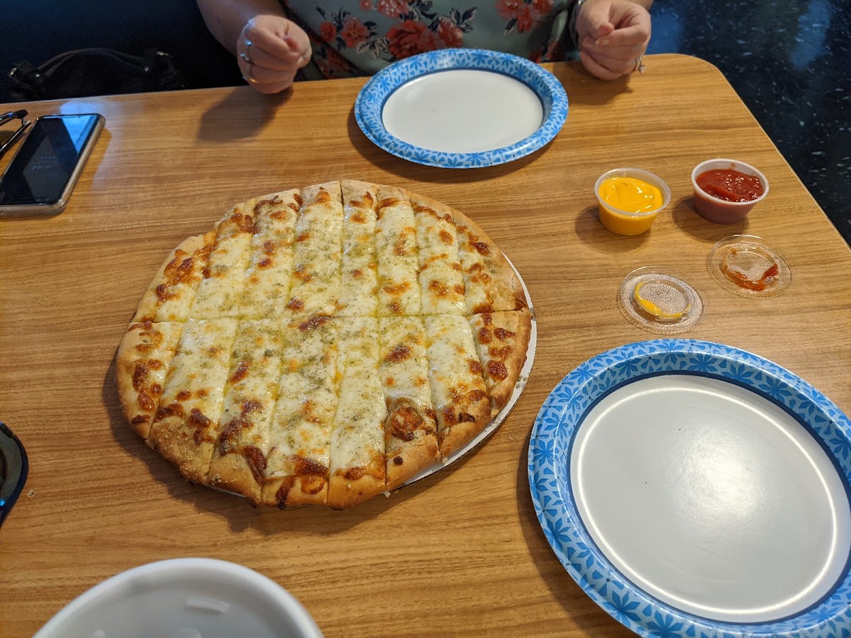 Roths Pizzeria Photo 5