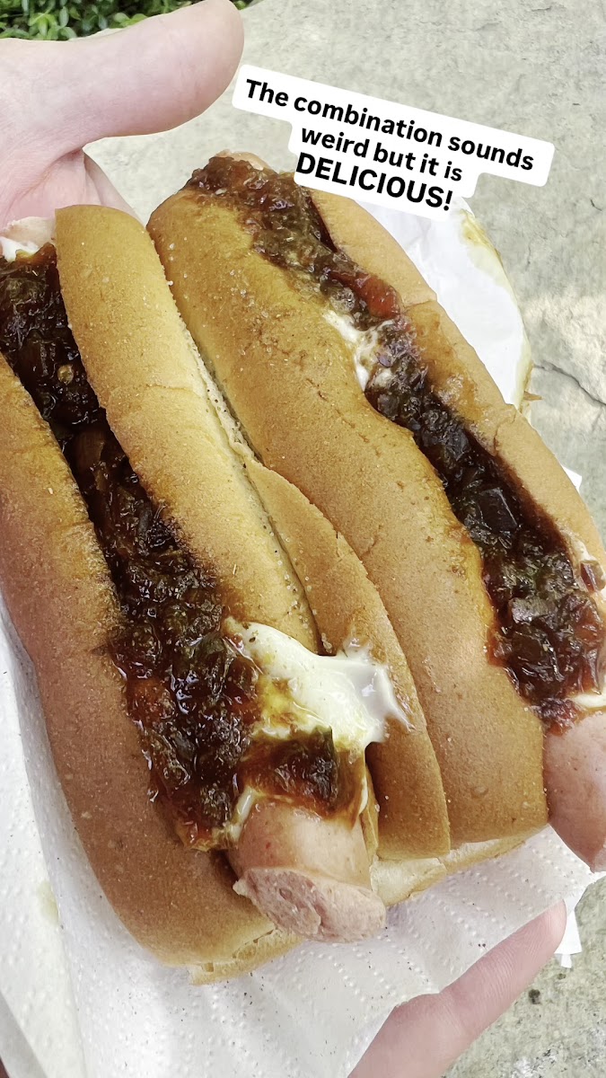 Flo's Hot Dogs Photo 2
