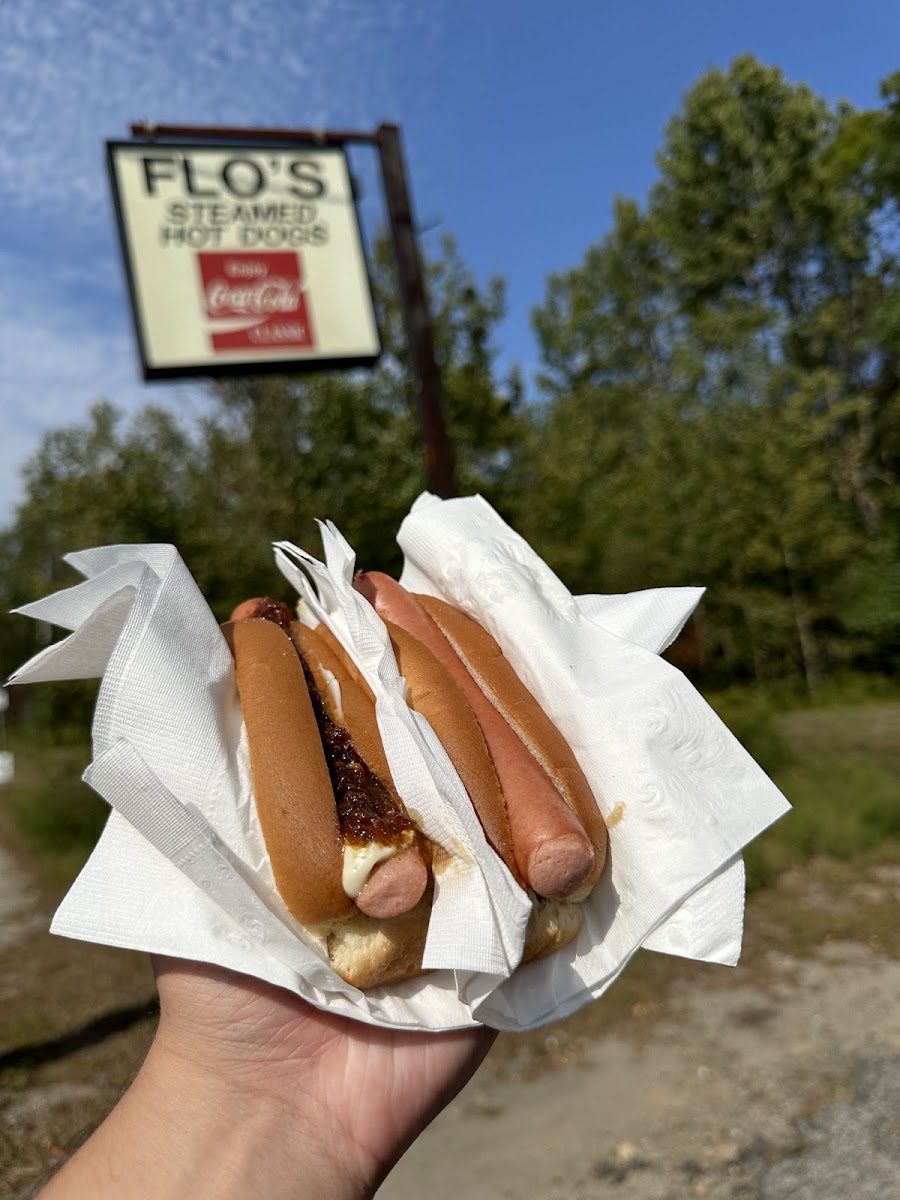 Flo's Hot Dogs Photo 9