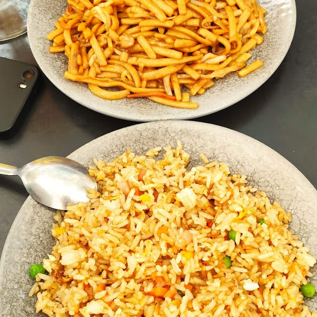 Tapa de Arroz Tres Delicias Y Tapa de Tallarines